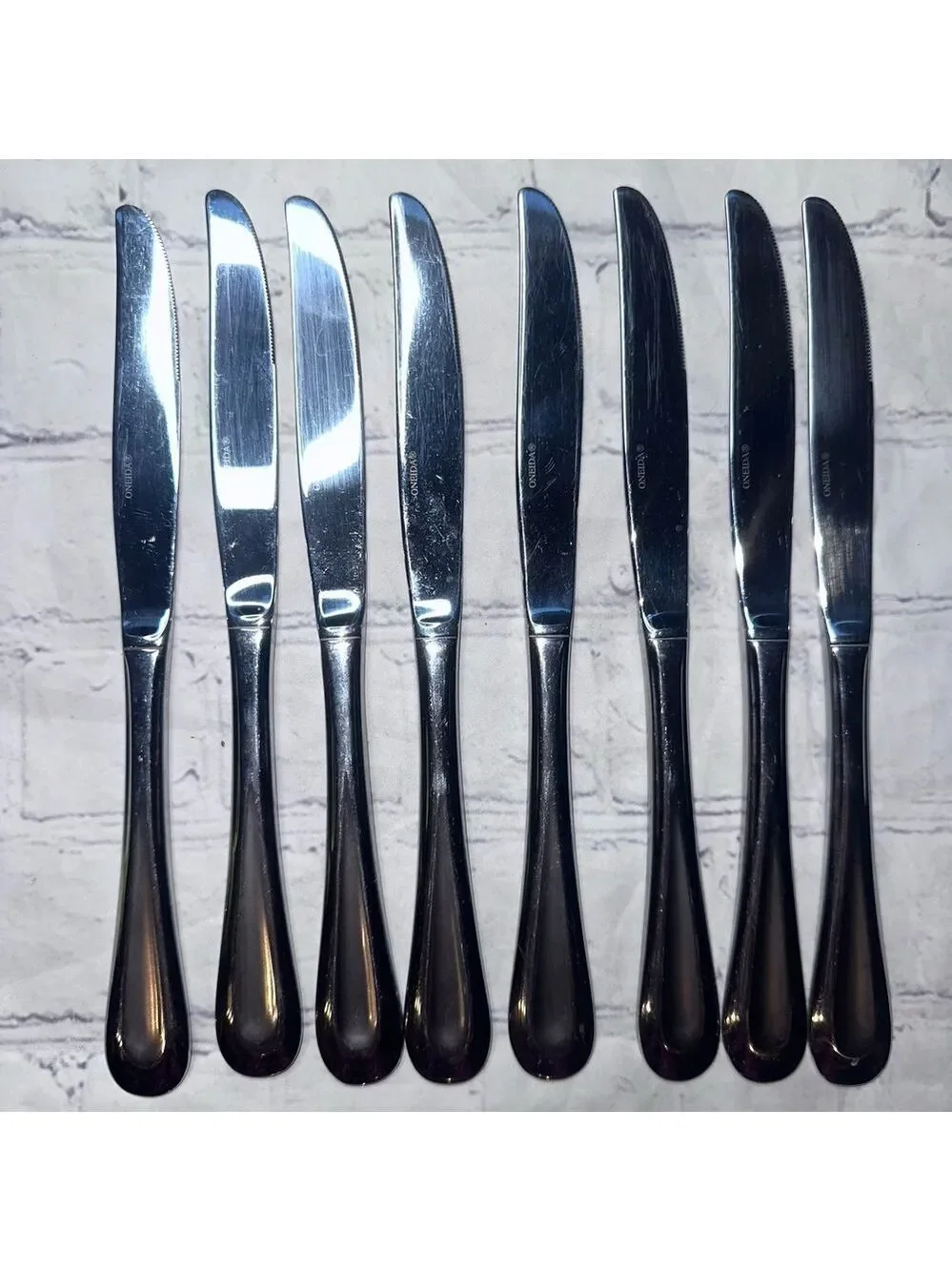 Oneida Satin Sand Dune Knife 9” Stainless Flatware Lot of 8
